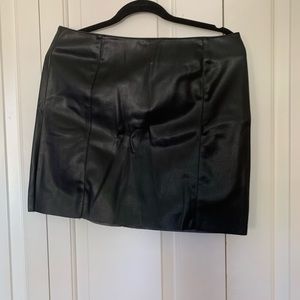 Faux leather skirt NEW NWT